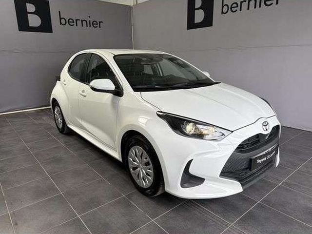 Toyota YARIS Toyota Yaris 116h Dynamic 5p MC24