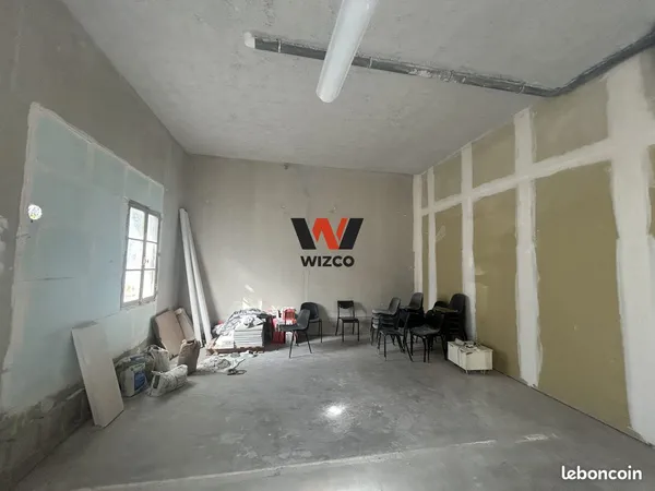Local 75 m² Saint-Maur-des-Fossés