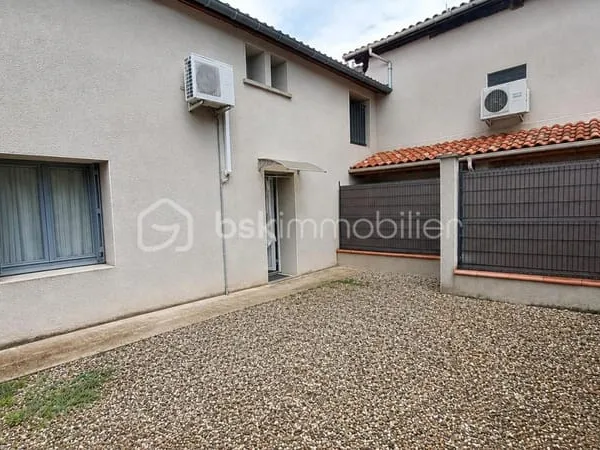 Maison familiale de 115 m² avec cour, garage et 4 chambres