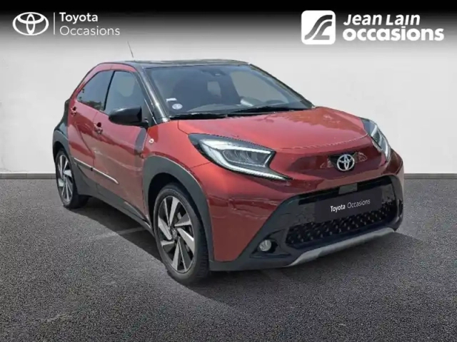 Toyota Aygo X 1.0 vvt-i 72 — photo 3