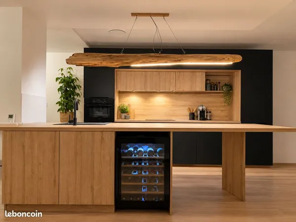 Antibes Semboules - T3 de 73 m² entièrement rénové, terrasse au calme, exposition sud/sud-ouest