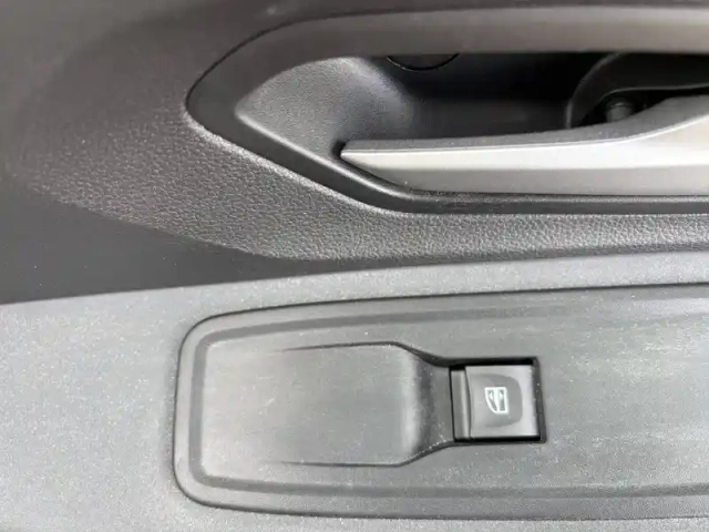 Dacia Sandero eco-g 100 gsr2 — photo 60