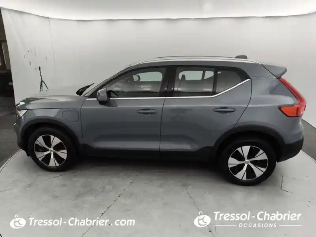 Volvo Xc40 t4 recharge 129+82 ch dct7 inscription business — photo 5
