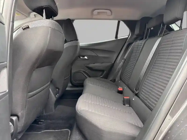Peugeot 2008 puretech 130 s&amp;s eat8 — photo 40