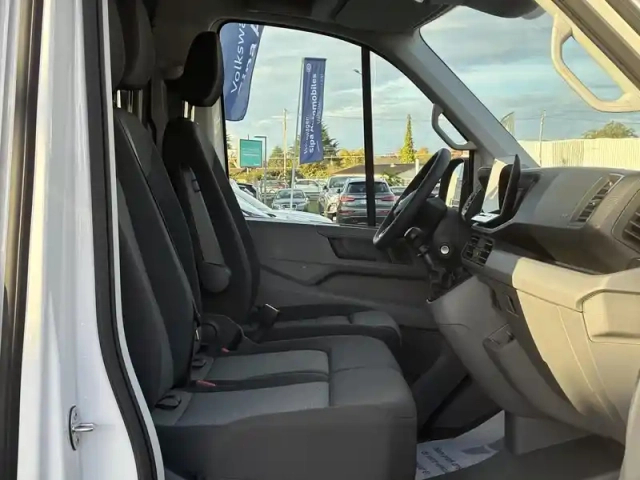 Volkswagen Crafter van 35 l3h3 2.0 tdi 140 ch — photo 24