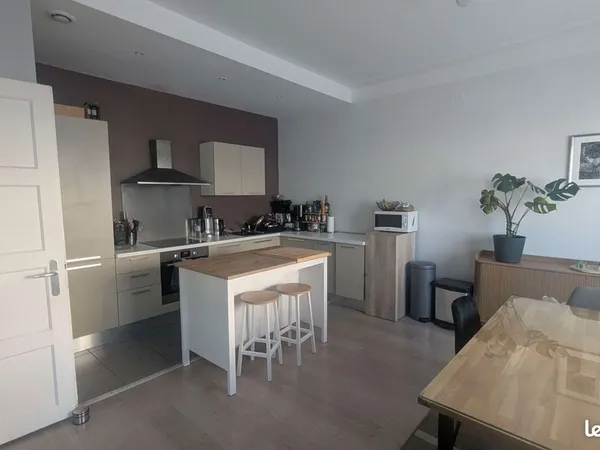 Appartement 3 pièces Immeuble élégant Quartier recherché