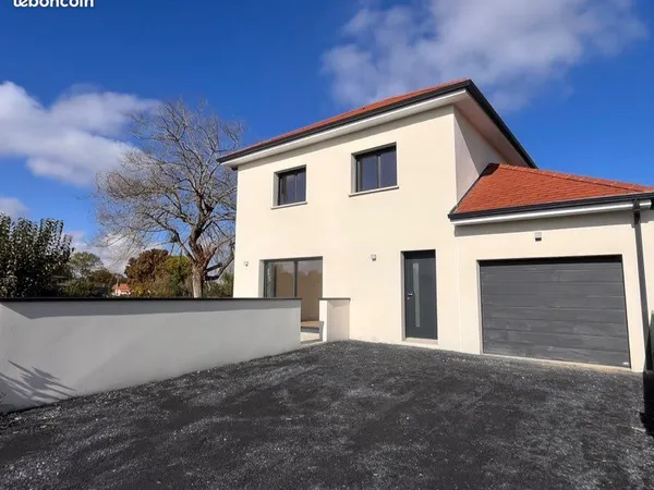 NOUVEAUTÉ - BAS DE SERRES-CASTET - MAISON NEUVE DE 120m2 AVEC 3 CHAMBRES SUR TERRAIN CLÔTURÉ DE 550m