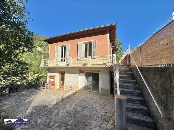LEVENS, villa 5 pièces et terrain attenant
