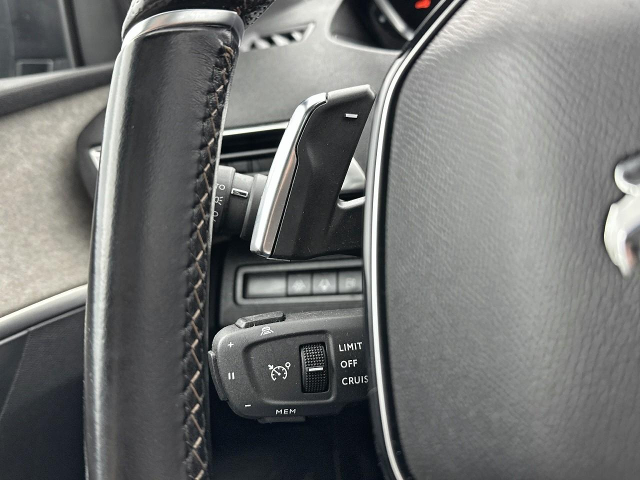 Peugeot 3008 hybrid 225 e-eat8 gt — photo 21