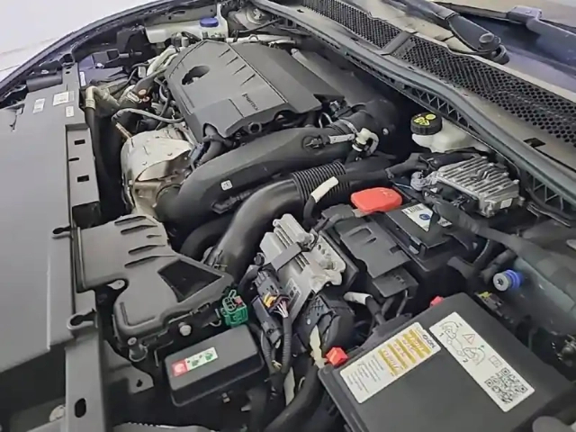 Peugeot 508 sw hybrid 225 e-eat8 — photo 21