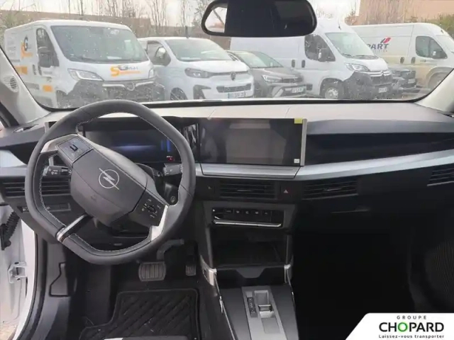Opel Frontera 1.2 turbo hybrid 145 ch e-dct6 — photo 12