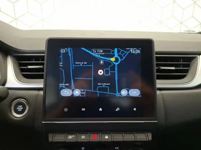 Renault Captur tce 90 — photo 19