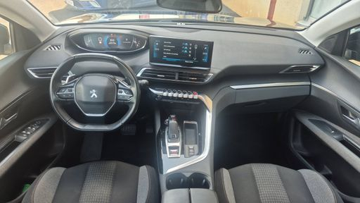 Peugeot 5008 1.5 BlueHDi 130 EAT8 - Allure – 2022 – 145419 km – Diesel – Boîte Automatique — photo 31