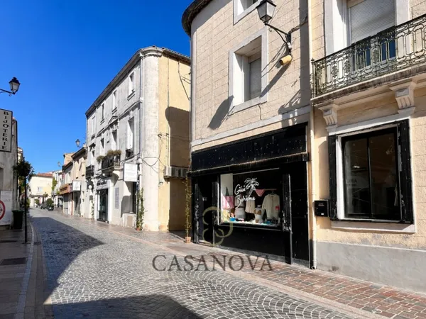 Magasin de vêtements 2 pièces 67 m²