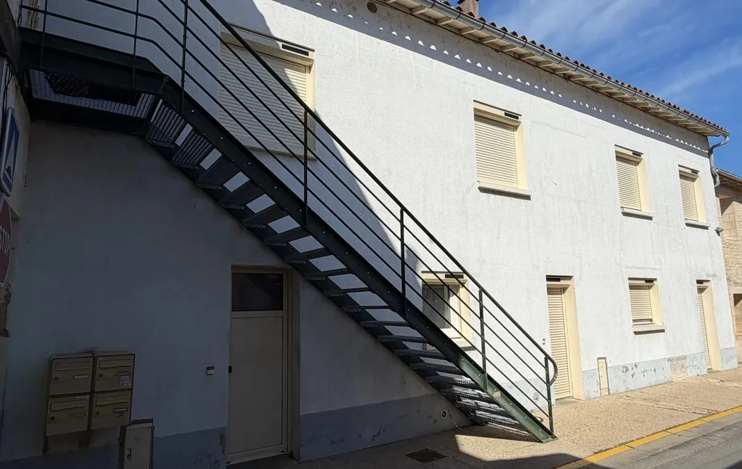 Photo 2