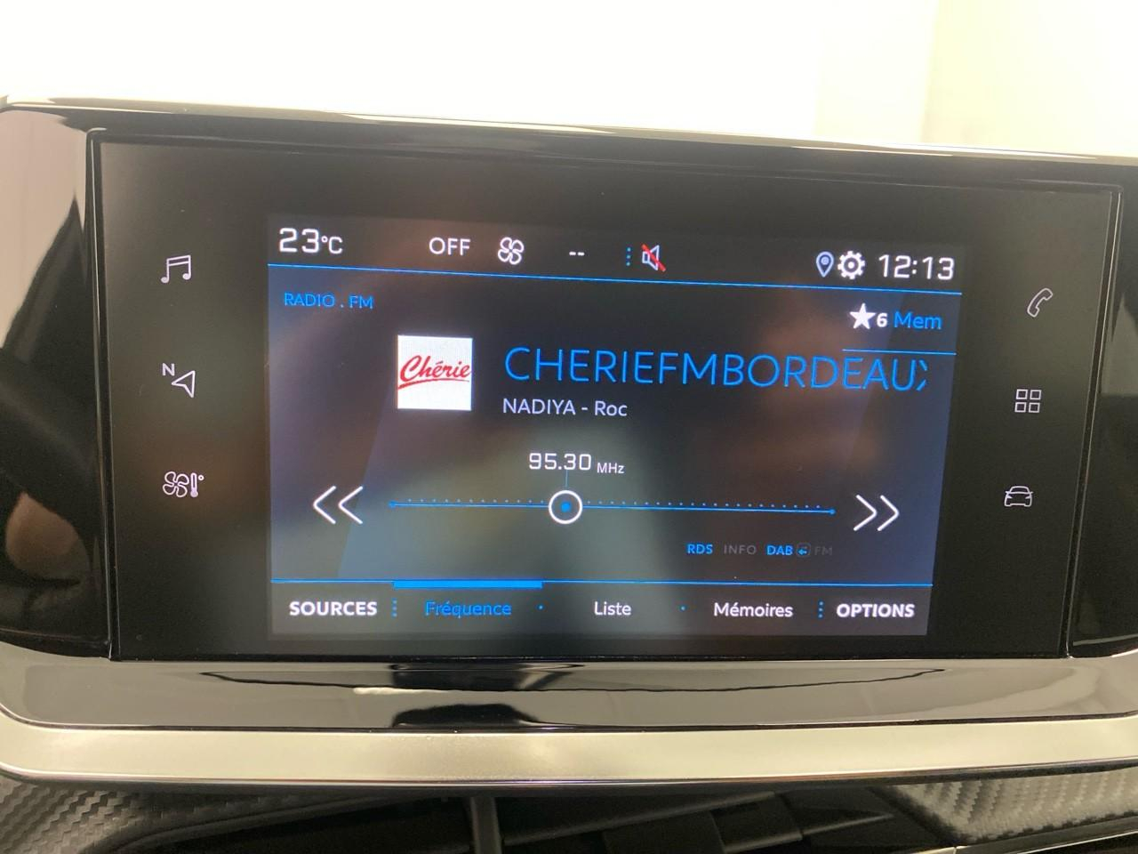 Peugeot 2008 puretech 130 s&s bvm6 allure — photo 13