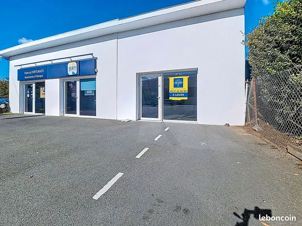 Local commercial 46 m² SAINT ANDRE DE CUBZAC