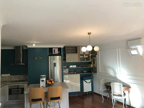 Magnifique F3 meublé rénové 63 m² • Terrasse 8 m² • Parking • RER 5 min