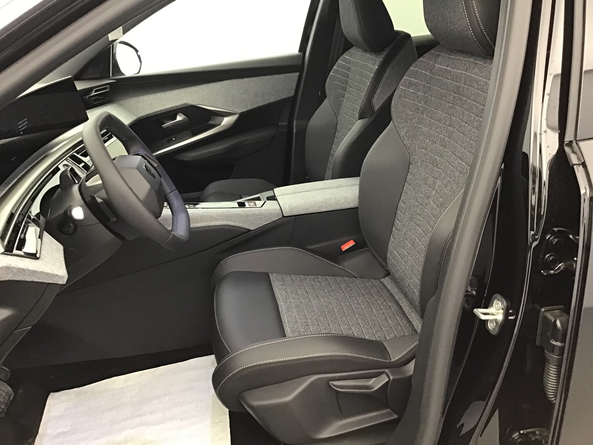 Peugeot 3008 — photo 27