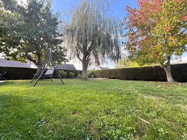 ESCOVILLE maison 5 pièce(s) 130 m2