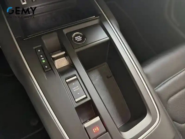Citroën C5 Aircross hybride rechargeable 225 e-eat8 — photo 26