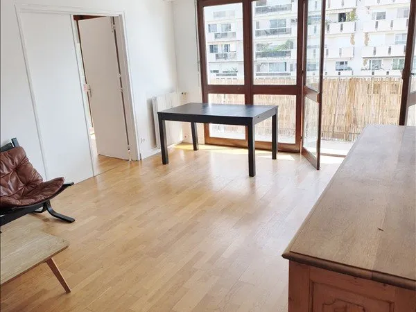 Appartement - 5ème étage - 48,19 m2 - 2 pièces - Non meublé
