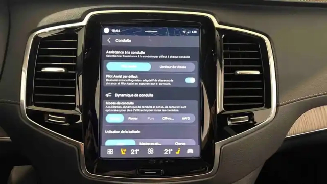 Volvo Xc90 recharge t8 awd 310+145 ch geartronic 8 7pl — photo 20
