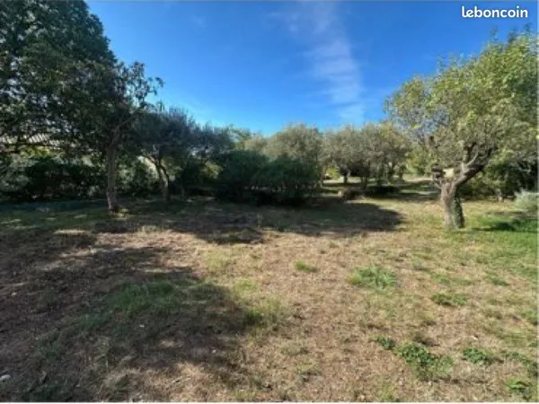Terrain à bâtir 900m2