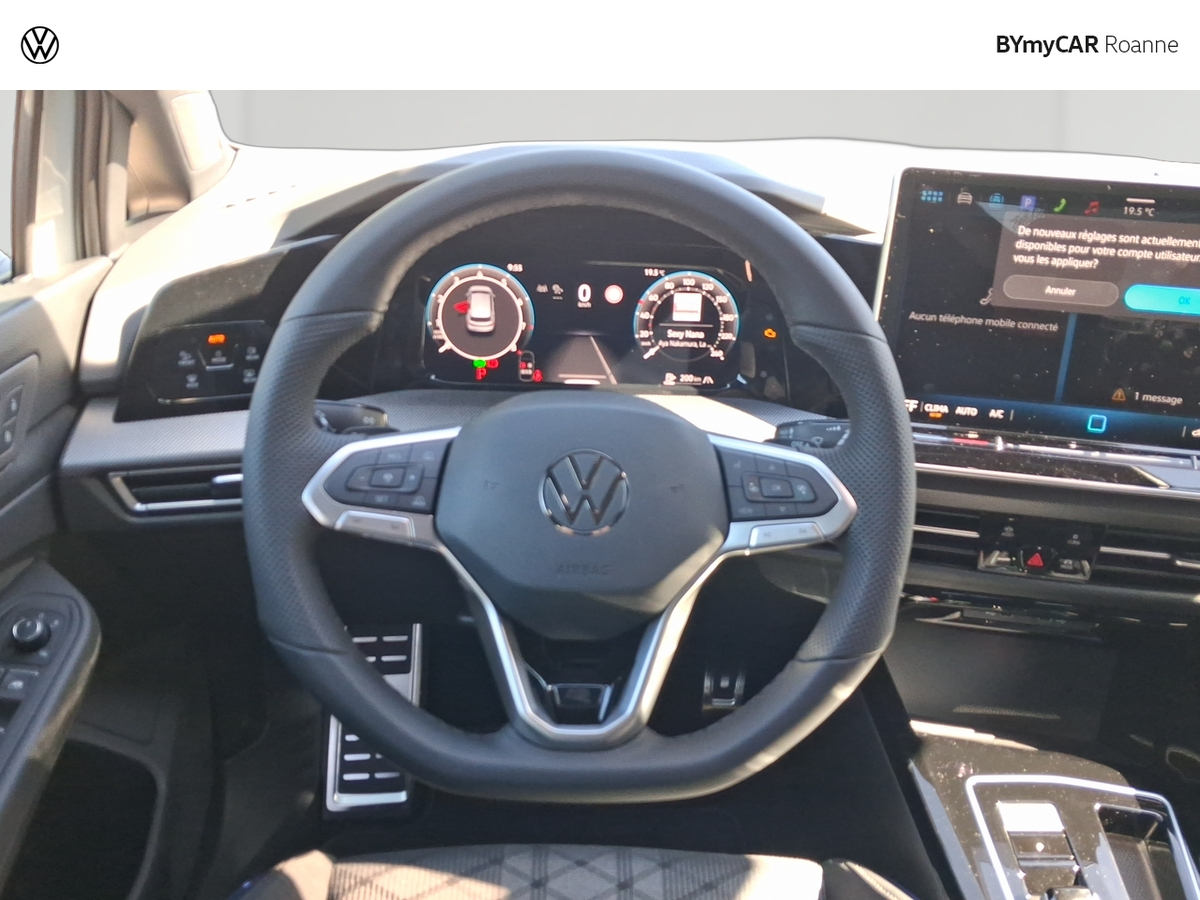Volkswagen Golf 1.5 eTSI EVO2 150 DSG7 — photo 10