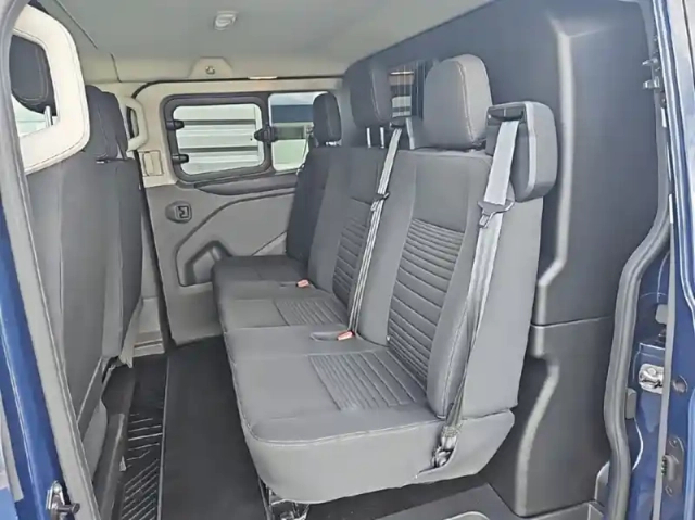 Ford Custom fg 300 l1h1 2.0 ecoblue 130 s&amp;s cabine approfondie limited bva6 7cv — photo 9