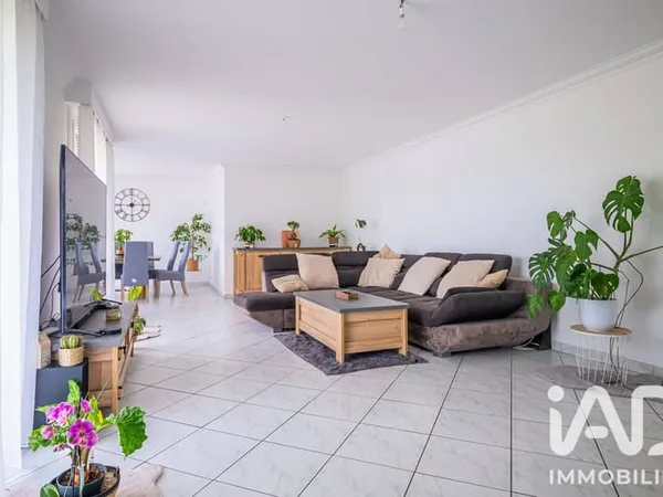 Maison 10 pièces 214 m²