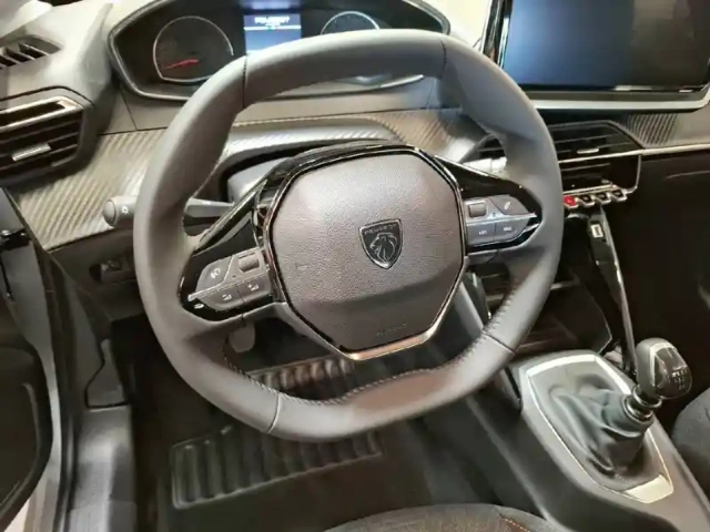 Peugeot 208 100 s&amp;s bvm6 — photo 32