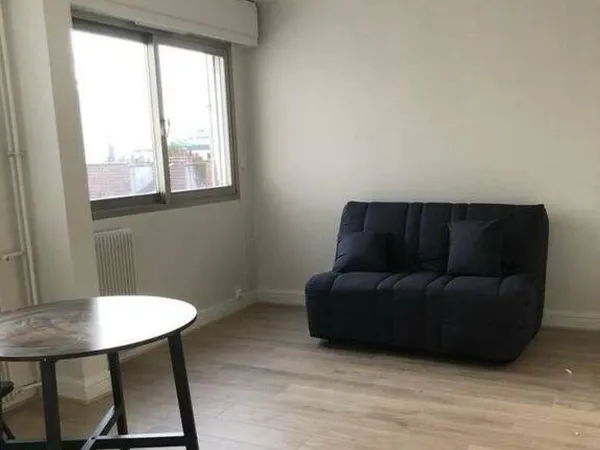 Beau studio meublé 26m²