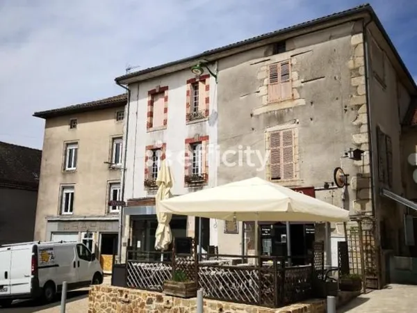 Local restaurant 156 m²