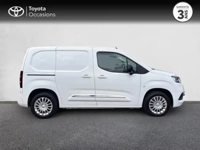 Toyota Proace city medium 100 d-4d business rc23 — photo 3