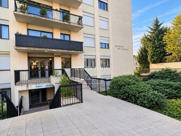 Studio 1 pièce 20 m²