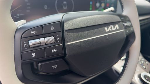 Kia Sportage 1.6 T-GDi 239 BVA8 - GT Line Premium – 2025 – 10279 km – Hybride essence – Boîte Automatique — photo 15