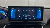 Peugeot 3008 HYBRID 225ch Allure e-EAT8 — photo 26