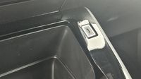 Peugeot 2008 1.2 PureTech 100ch S&S Active — photo 19