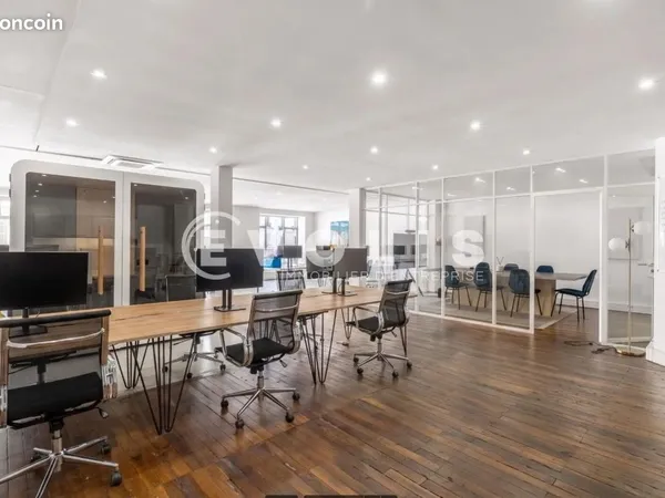Bureaux 330 m²