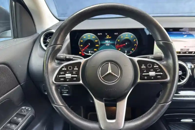 Mercedes Gla 180 7g-dct — photo 19