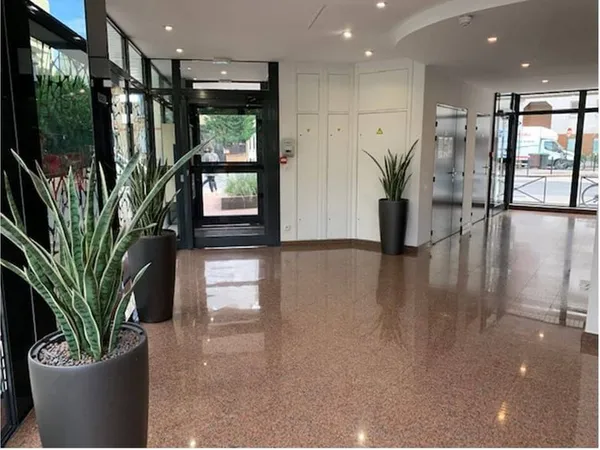 Bureaux 213 m²