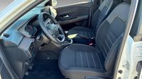 Dacia Sandero 1.0 TCe 90ch Stepway Confort -22 — photo 9