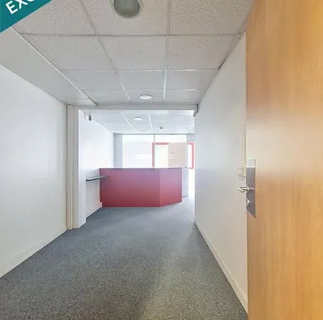 Local 5 pièces 124 m²