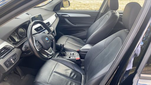 BMW X1 sDrive 18i 140 - Business Design – 2019 – 97629 km – Essence – Boîte Manuelle — photo 24