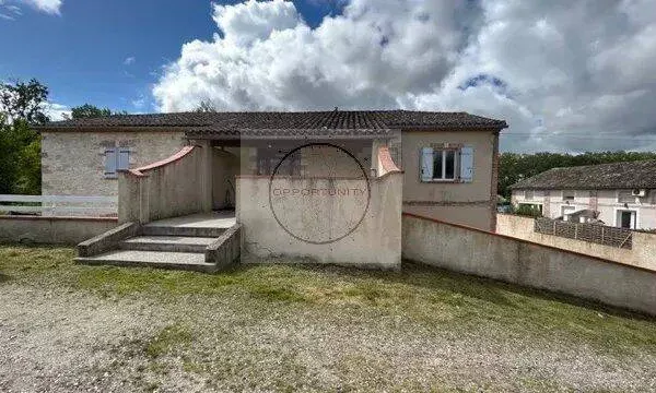 Maison 4 pièces 360 m²