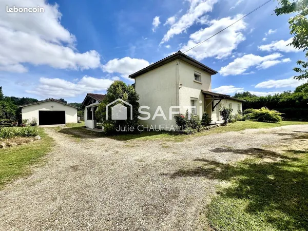 Maison 9 pièces 148 m²