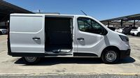 Renault Trafic L1H1 2T8 2.0 Blue dCi 110ch Confort — photo 20