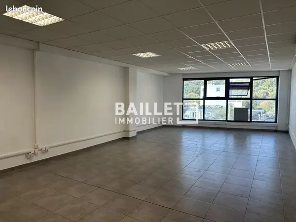Bureaux 52 m² Villeneuve-Loubet