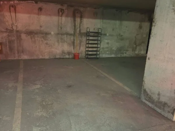Parking 12 m²